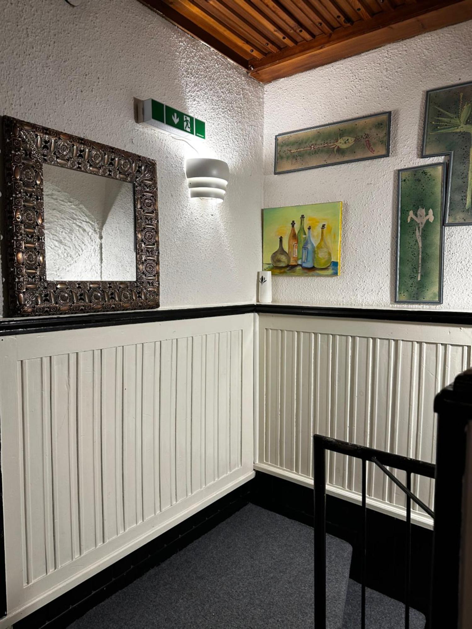 Hostel Lovely Rooms, City Center, Shared Bathroom, Windows To Corridor Villach Exterior photo